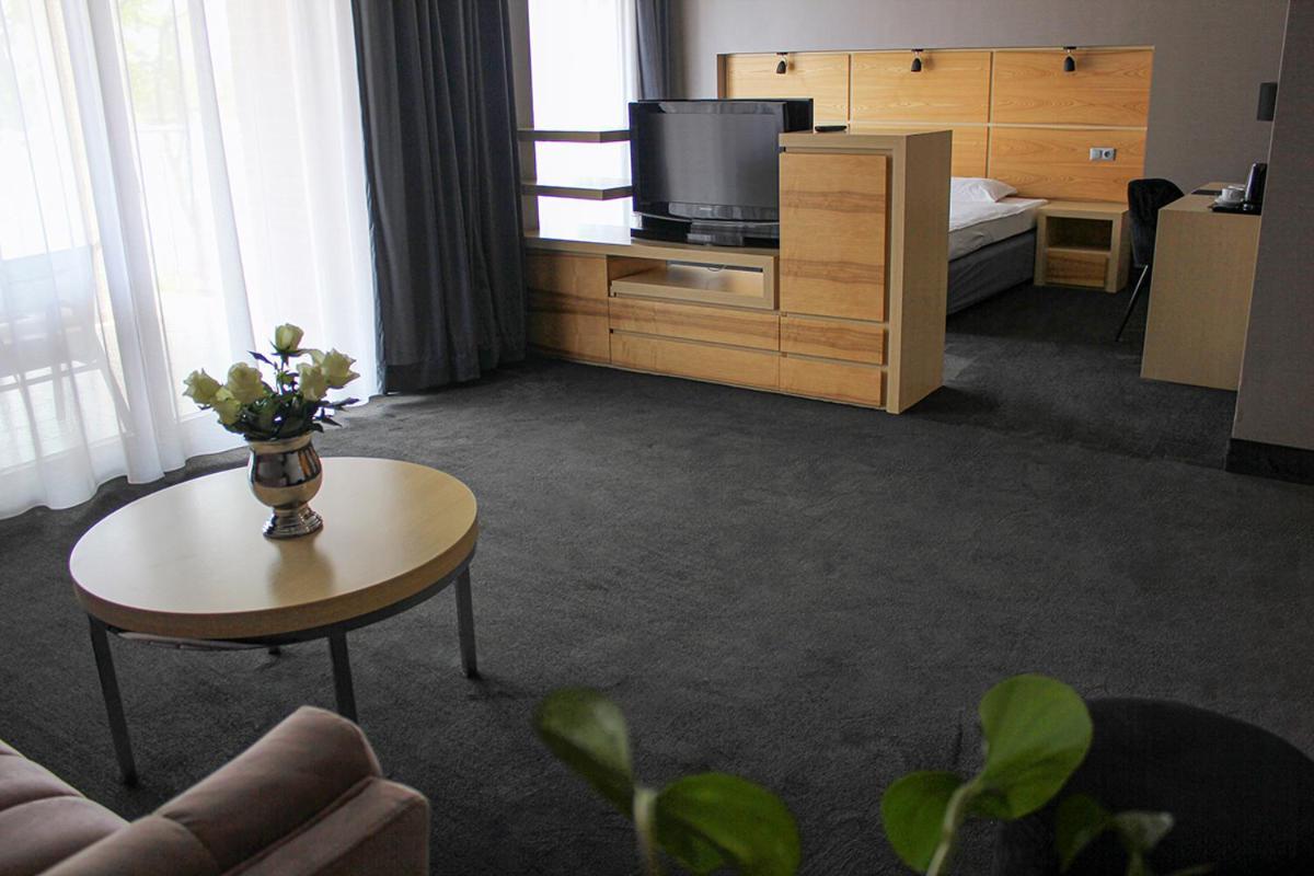 Willa Port Ostróda Exteriör bild A room at the hotel