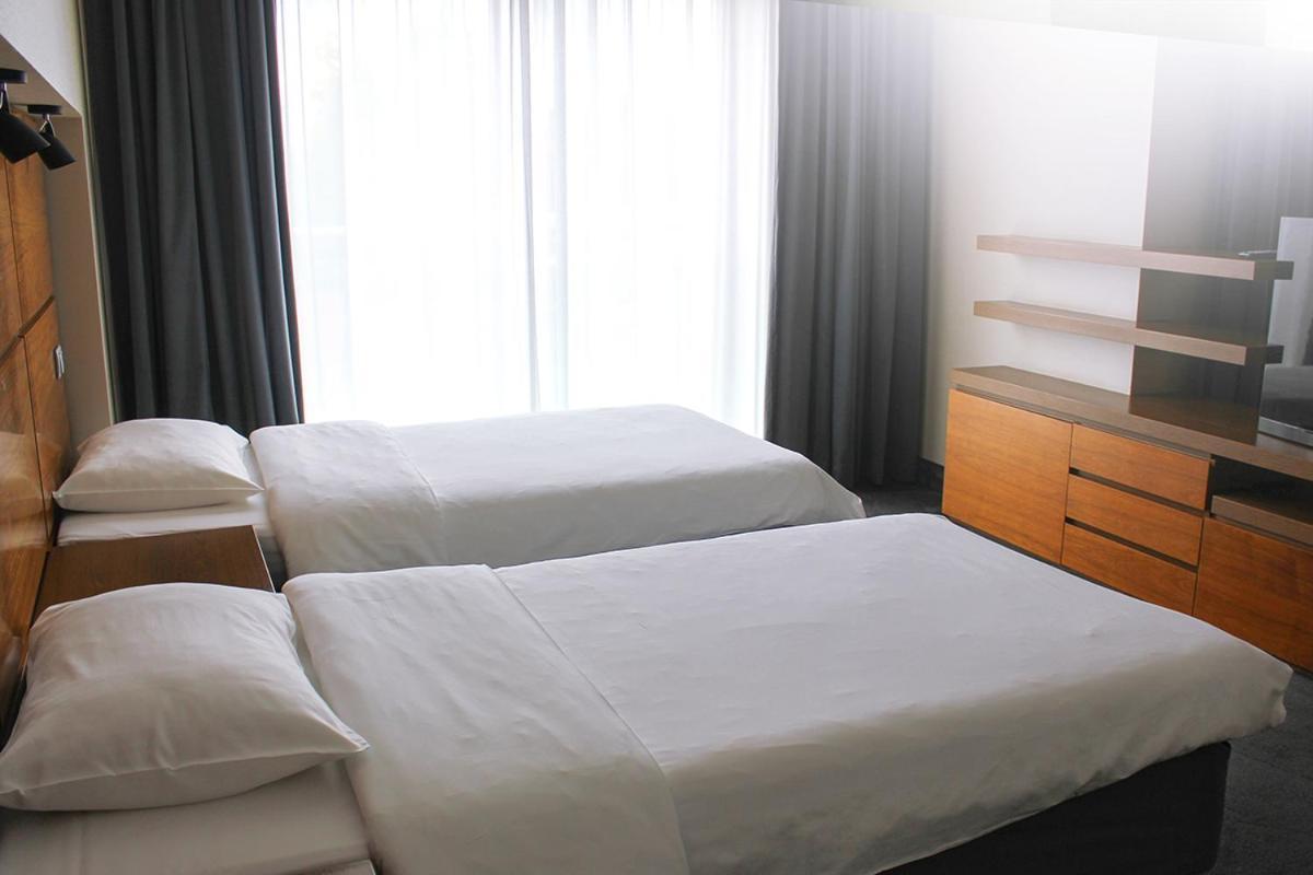 Willa Port Ostróda Exteriör bild A bedroom at the hotel