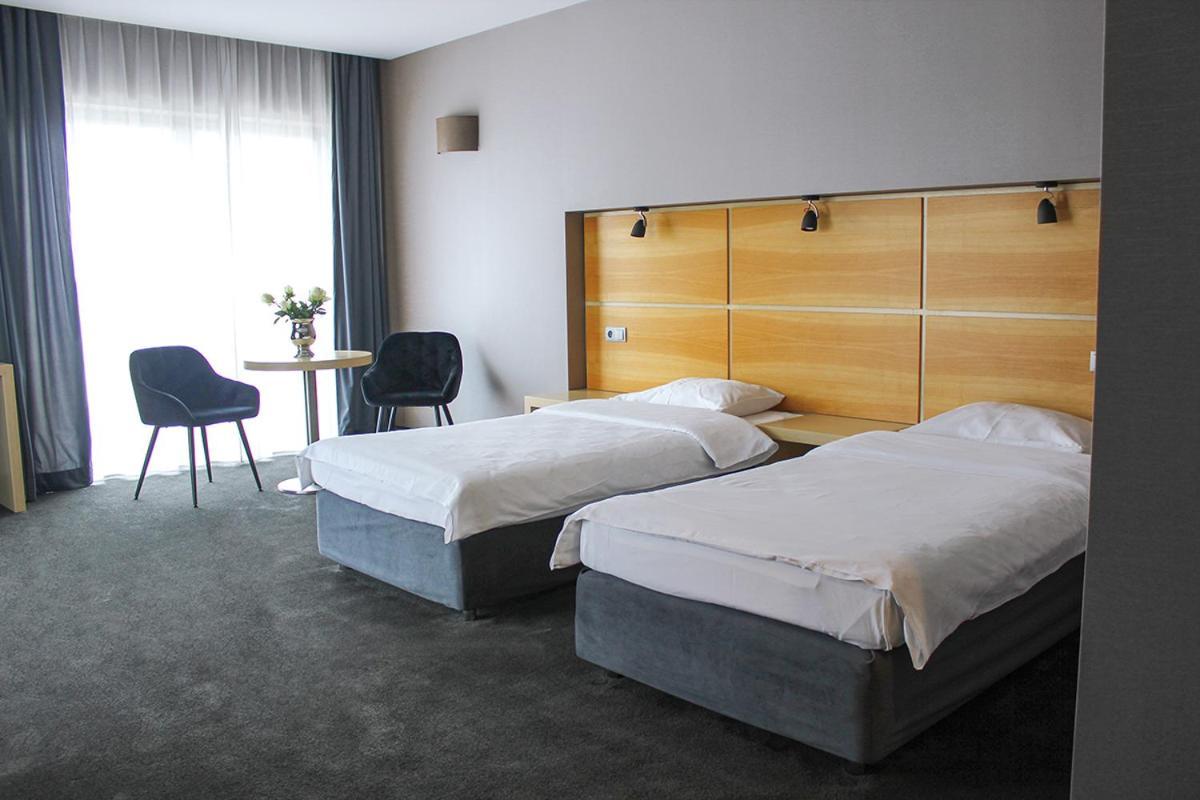 Willa Port Ostróda Exteriör bild A room at the hotel