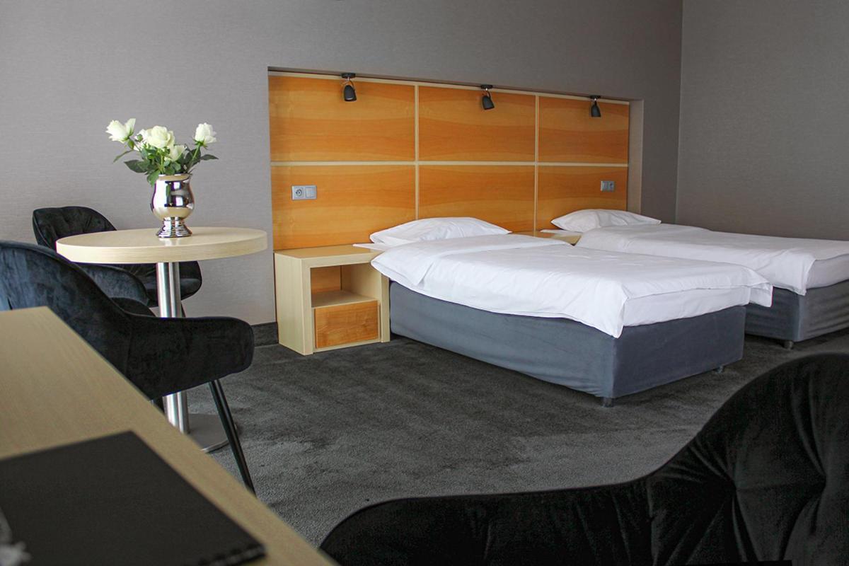 Willa Port Ostróda Exteriör bild A room at the hotel