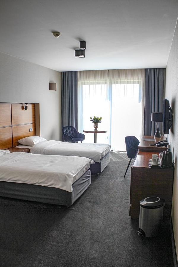 Willa Port Ostróda Exteriör bild A room at the hotel